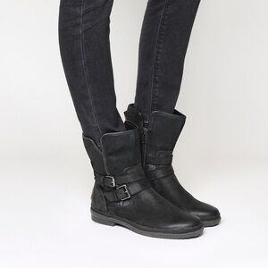 Ugg Australia Women’s Black Leather Simmens Boots In Size 7